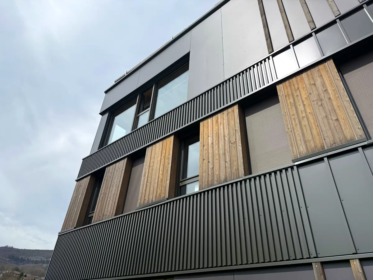 Construction bois massif La Grange Business